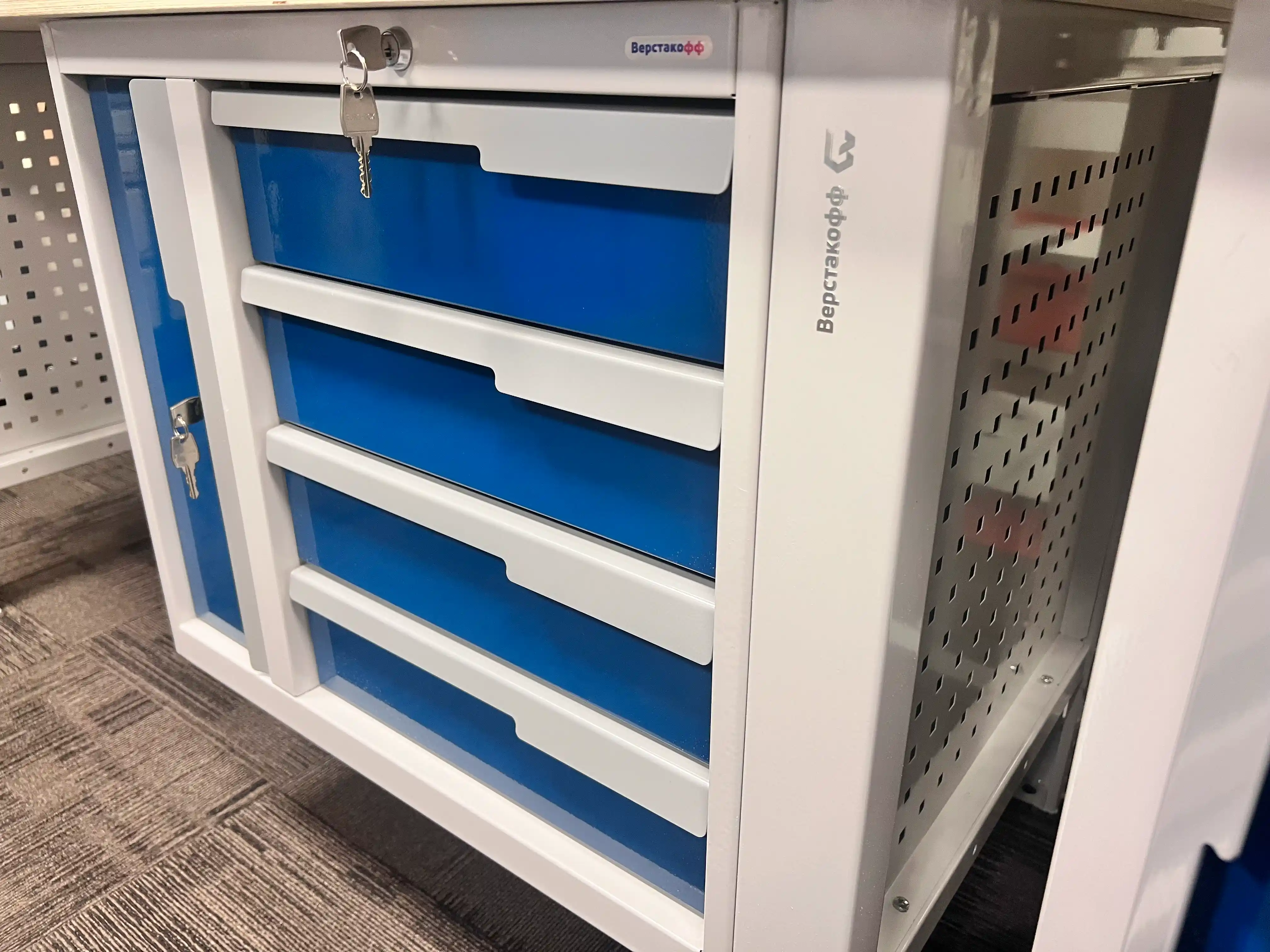 CTR 1602.L14.5-2 Верстак слесарный 2165x1593x743 мм