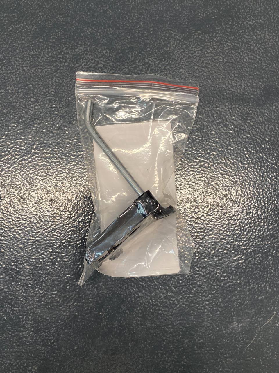 Крючок 75 мм