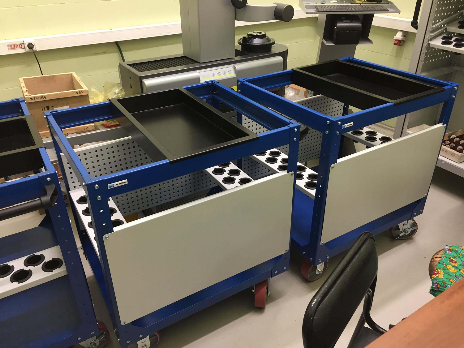 ER-00023454 Тележка для инструмента к станкам с ЧПУ CAR-TOOL XM (ISO/SK 50) 930x675x800 мм