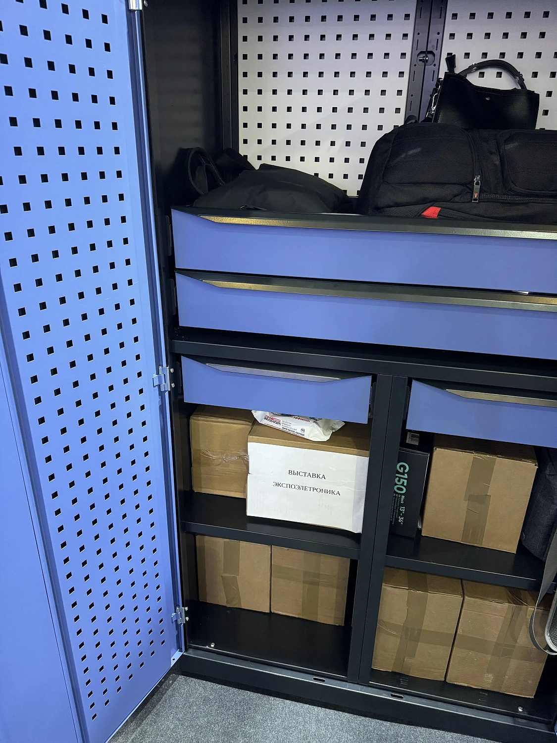 SPC 181.2B2.2S1 Шкаф антистатический 1800x1000x500 мм