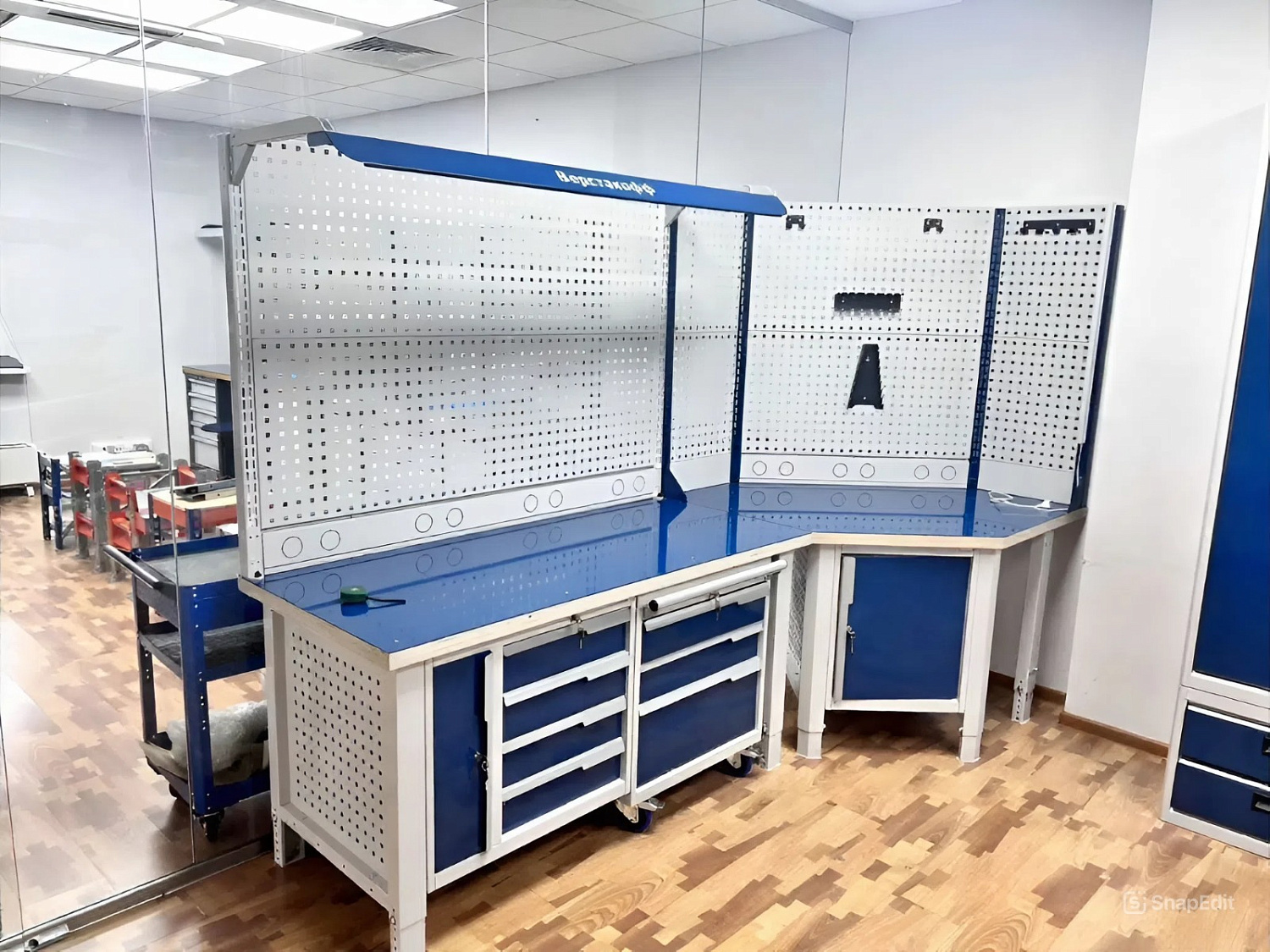 CTR 1602.L26.5 Верстак слесарный 1055x1593x743 мм